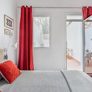 amazing-new-apartment-in-the-heart-of-barcelona.catalonia-hotels.com/