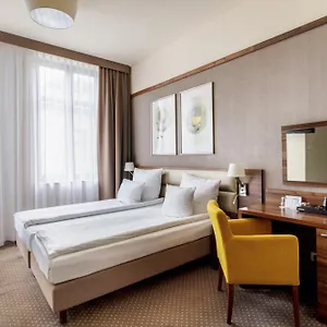 Golden Tulip Center 4*, Krasków Πολωνία