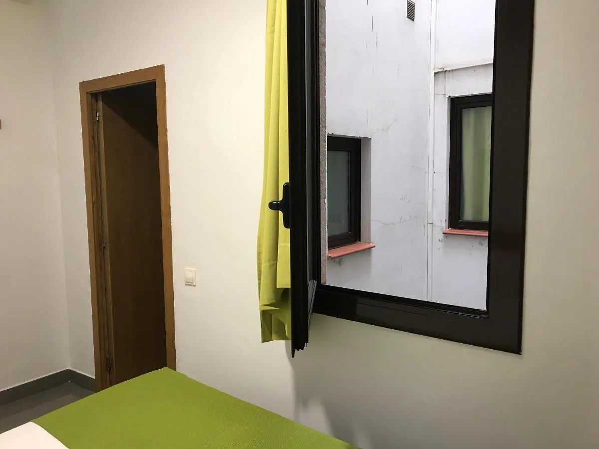Hostal La Terrassa 0*, Barcelona Spain