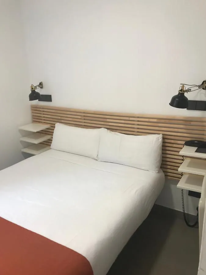 Affittacamere Hostal La Terrassa Barcellona Spagna