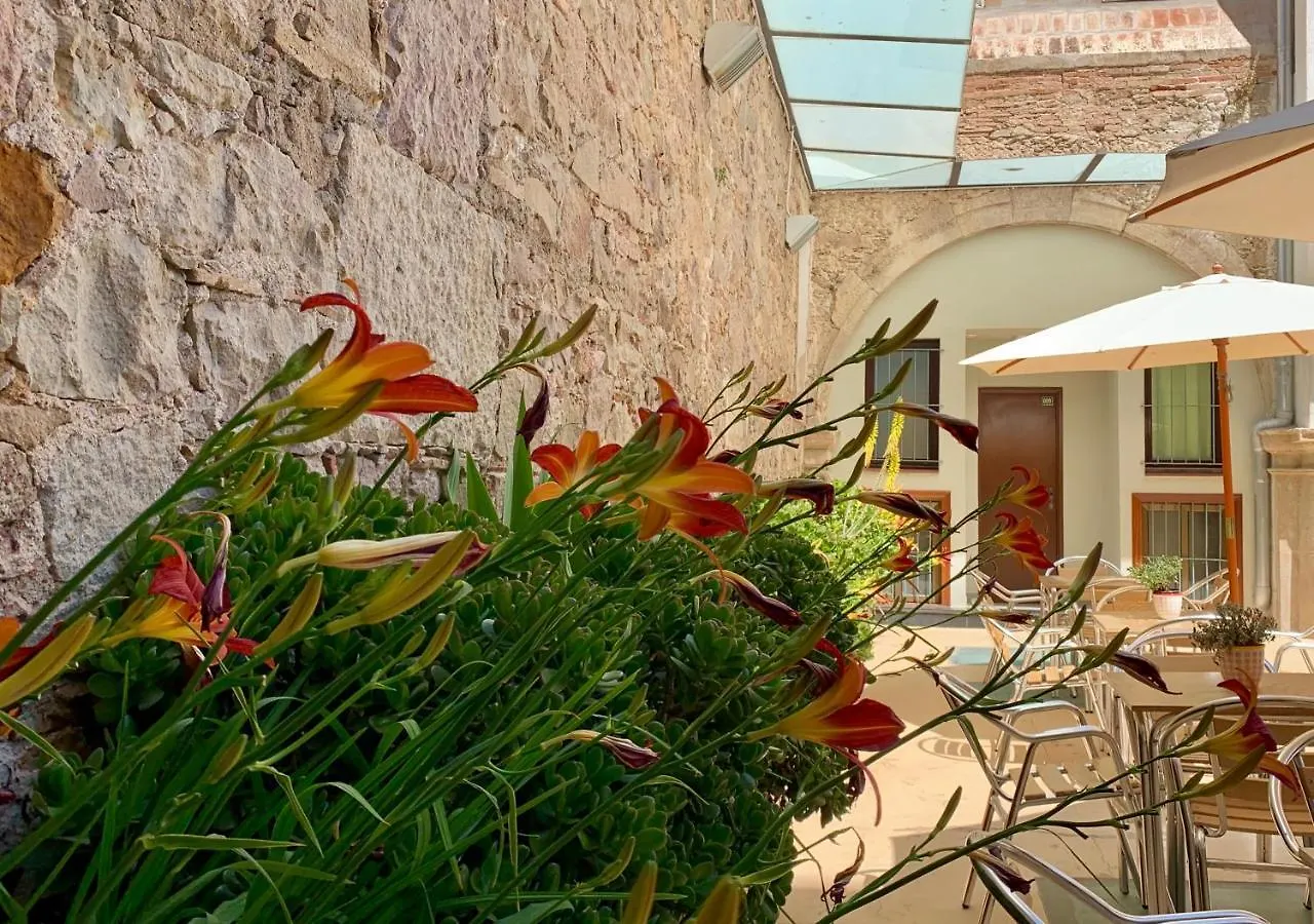 Guest house Hostal La Terrassa Spain